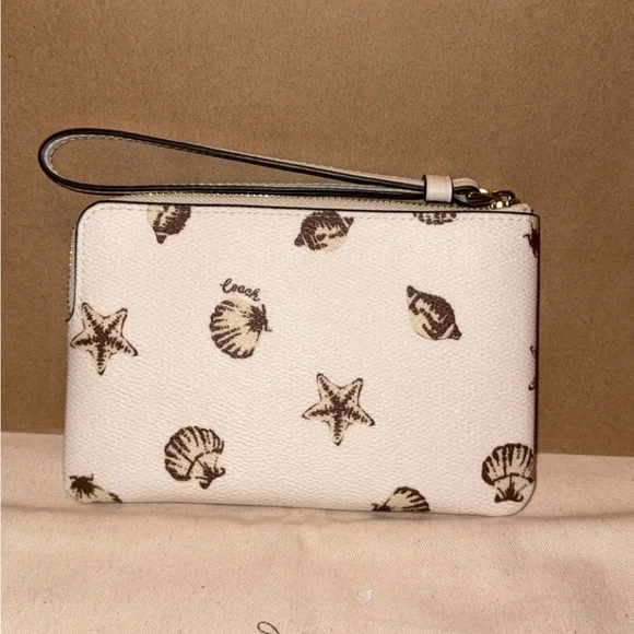 Coach Seashell Wristlet - Picture 5 of 9